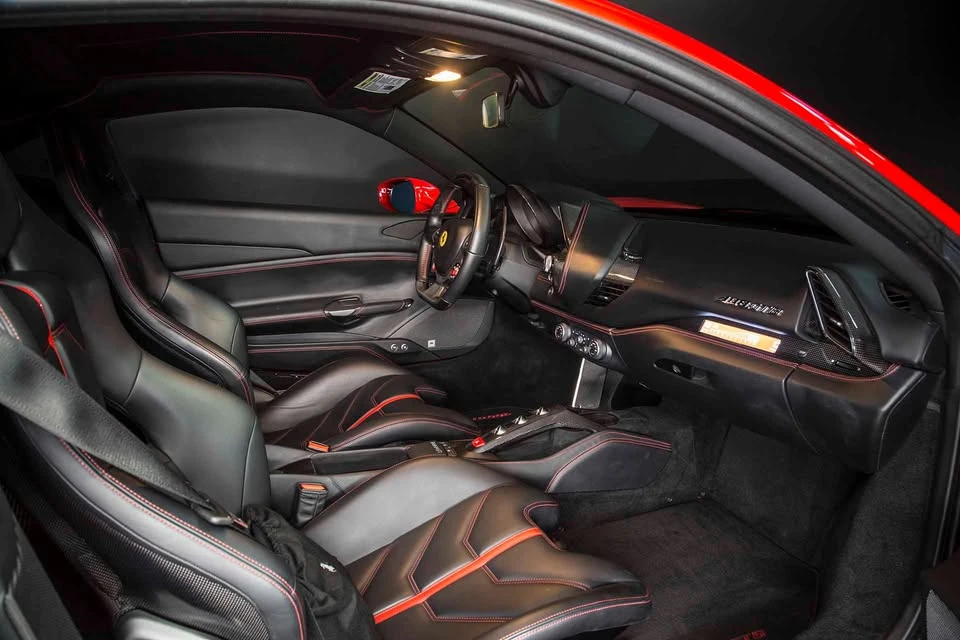 2016 Ferrari 488 GTB - Image 17 of 19