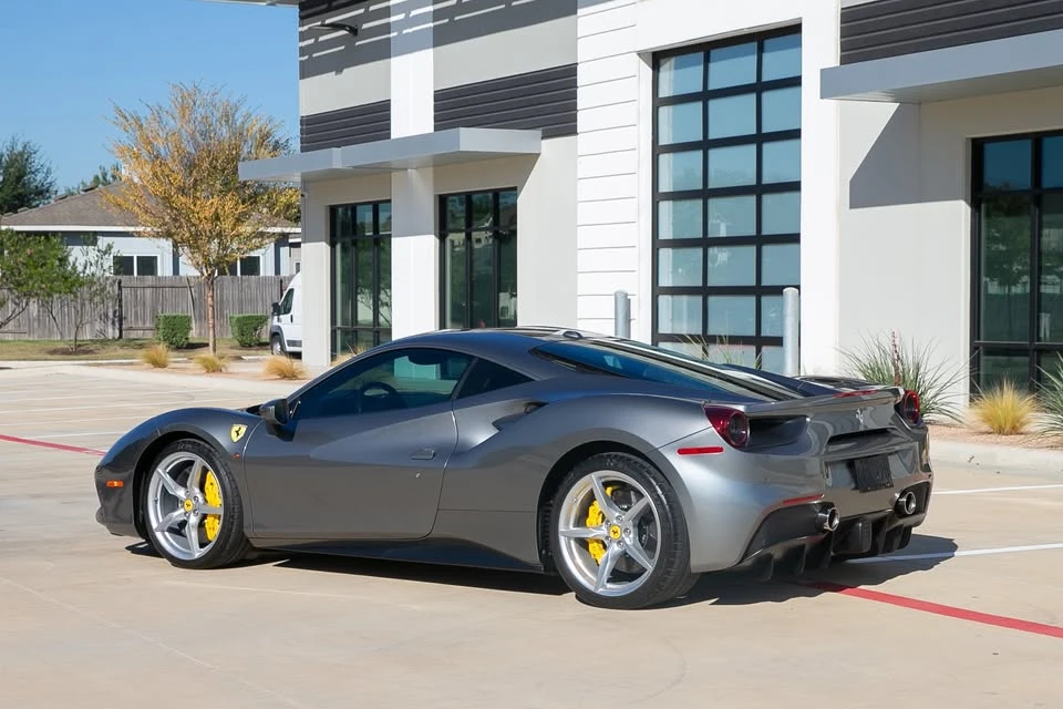 2016 Ferrari 488 GTB - Image 3 of 20