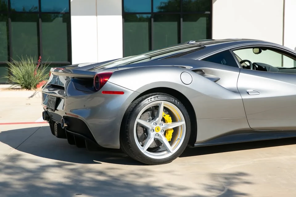 2016 Ferrari 488 GTB - Image 8 of 20