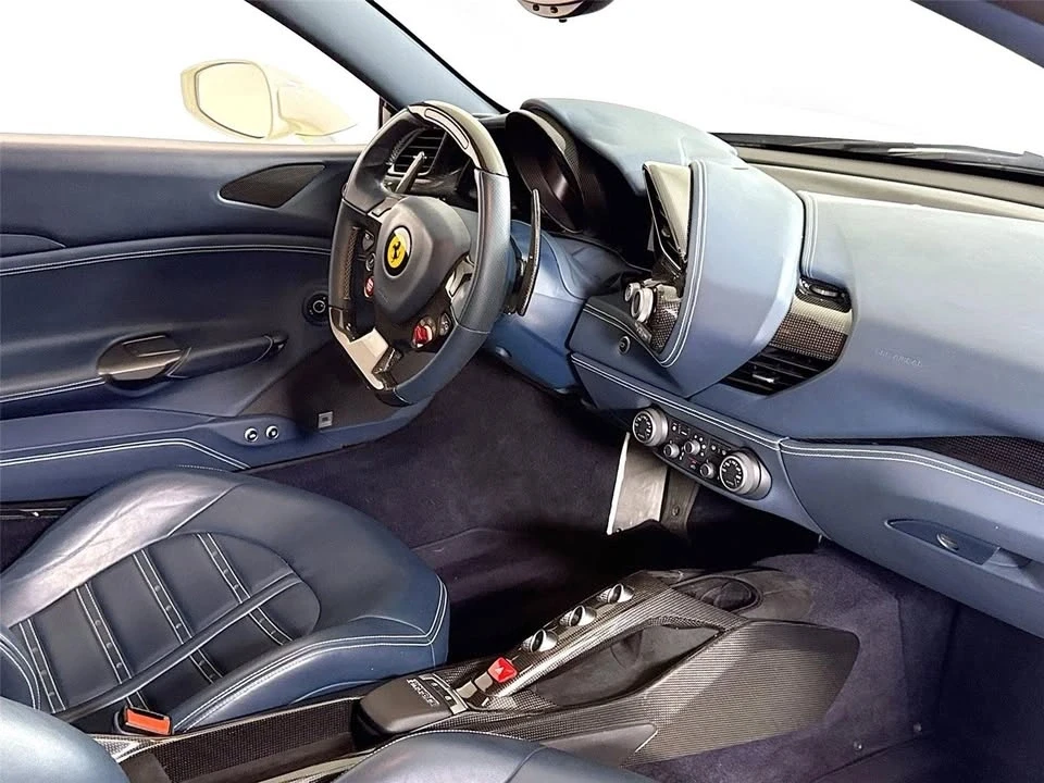 2016 Ferrari 488 GTB - Image 16 of 16