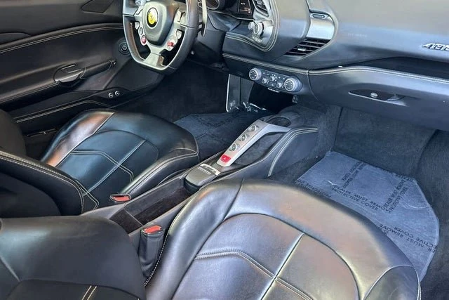 2016 Ferrari 488 GTB - Image 16 of 20