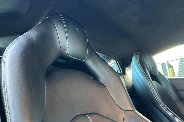 2016 Ferrari 488 GTB - Image 17 of 20