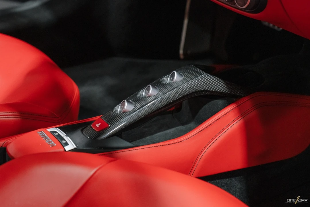2016 Ferrari 488 GTB - Image 9 of 12