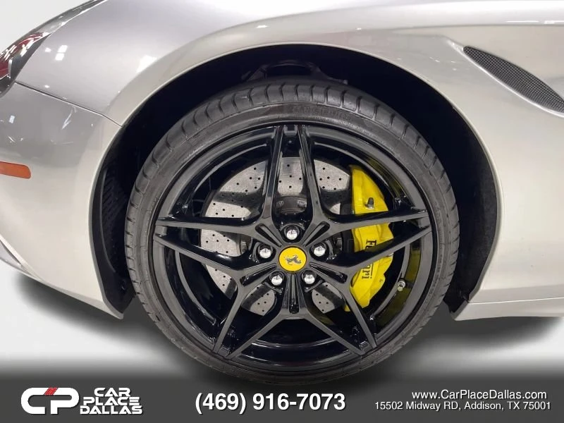 2016 Ferrari California T - Image 16 of 20