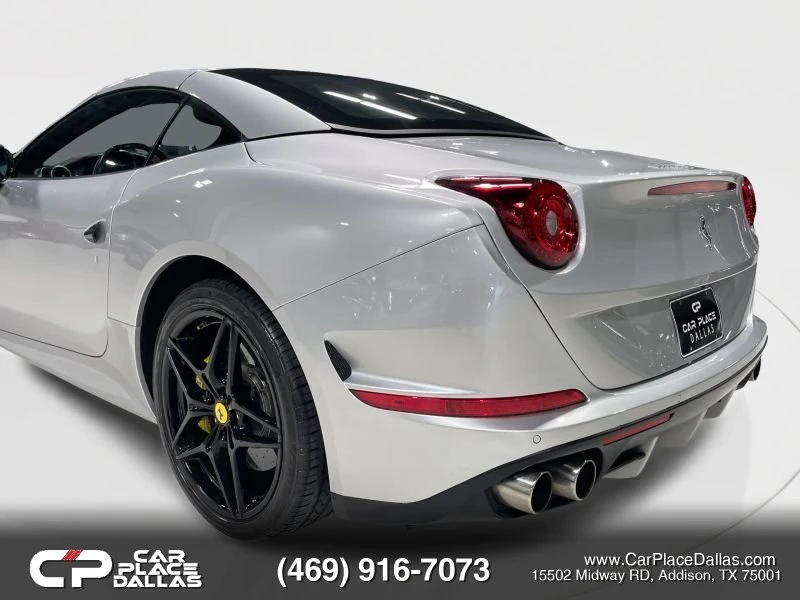 2016 Ferrari California T - Image 10 of 20