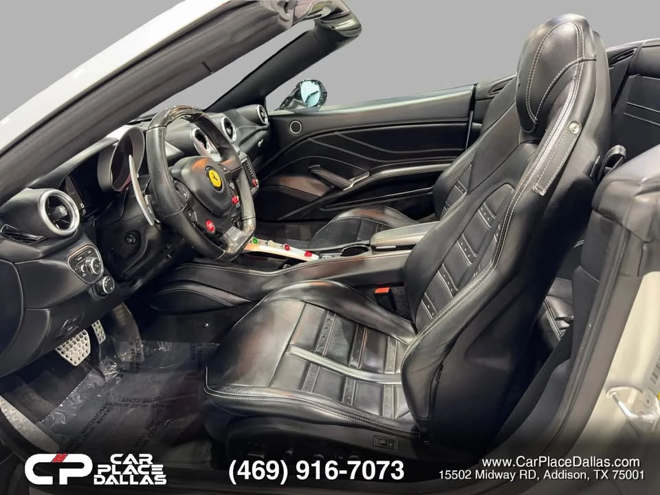 2016 Ferrari California T - Image 19 of 19