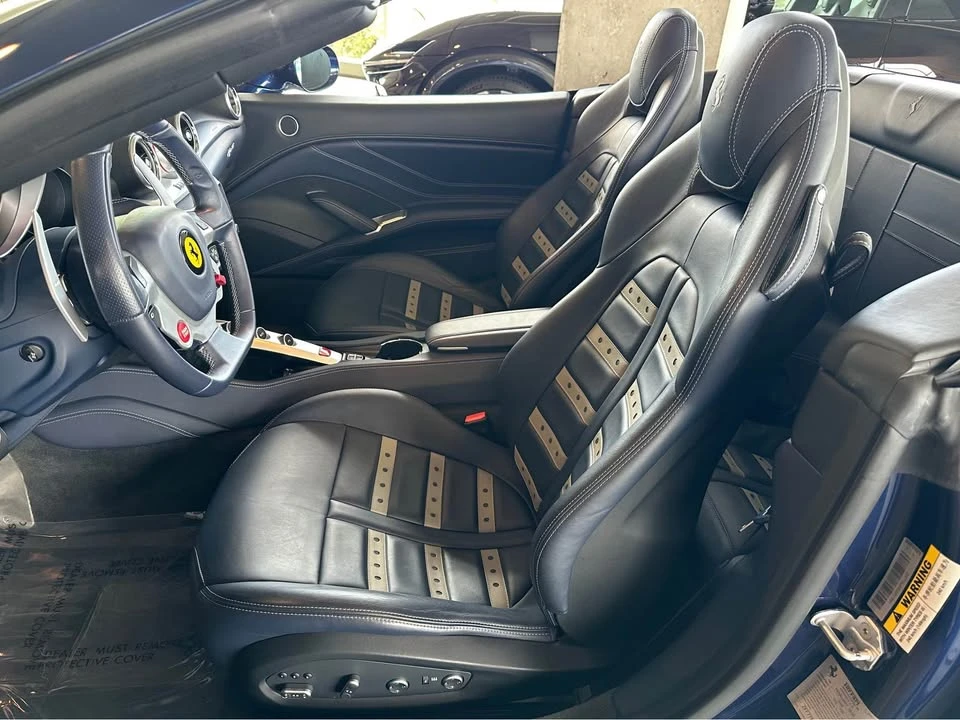 2016 Ferrari California T - Image 3 of 4