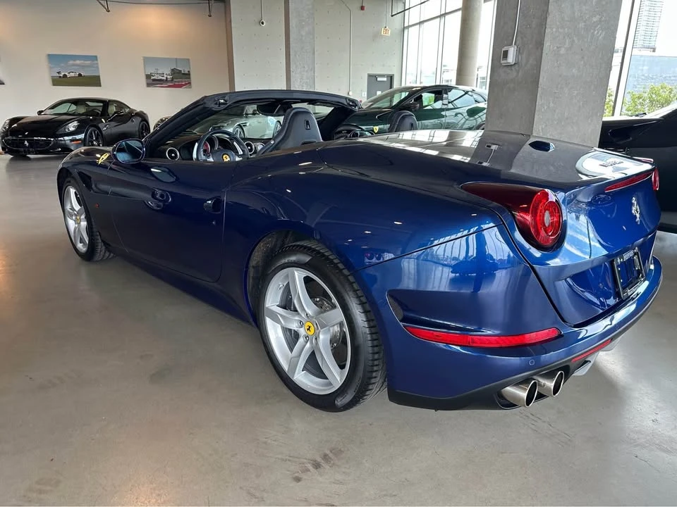 2016 Ferrari California T - Image 2 of 4