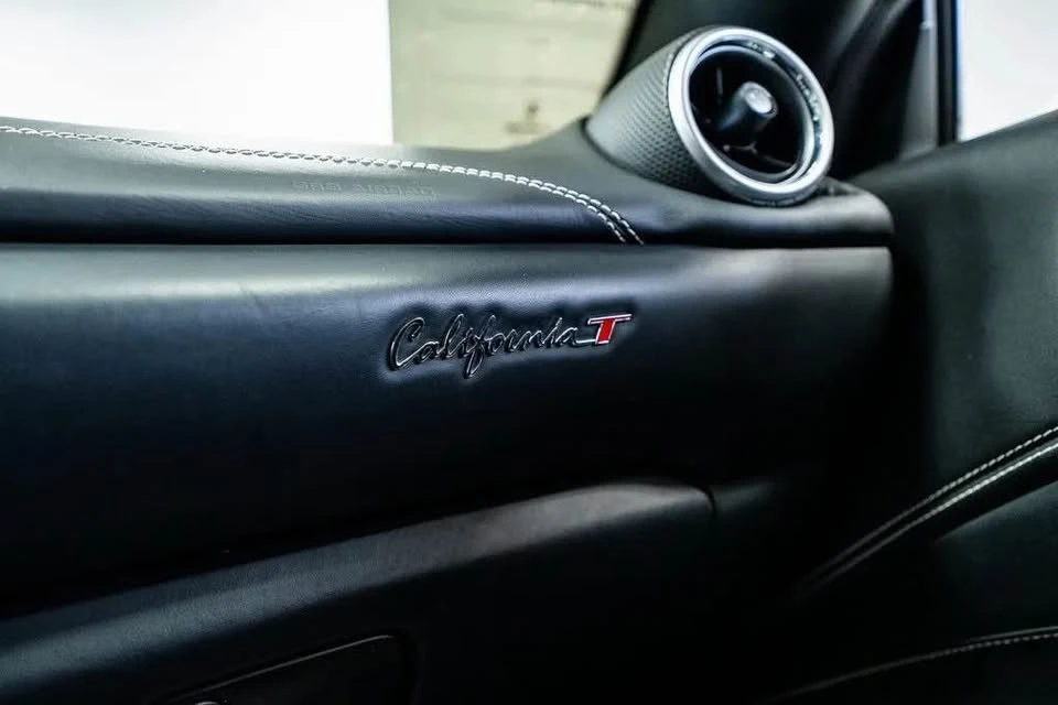 2016 Ferrari - Image 6 of 7