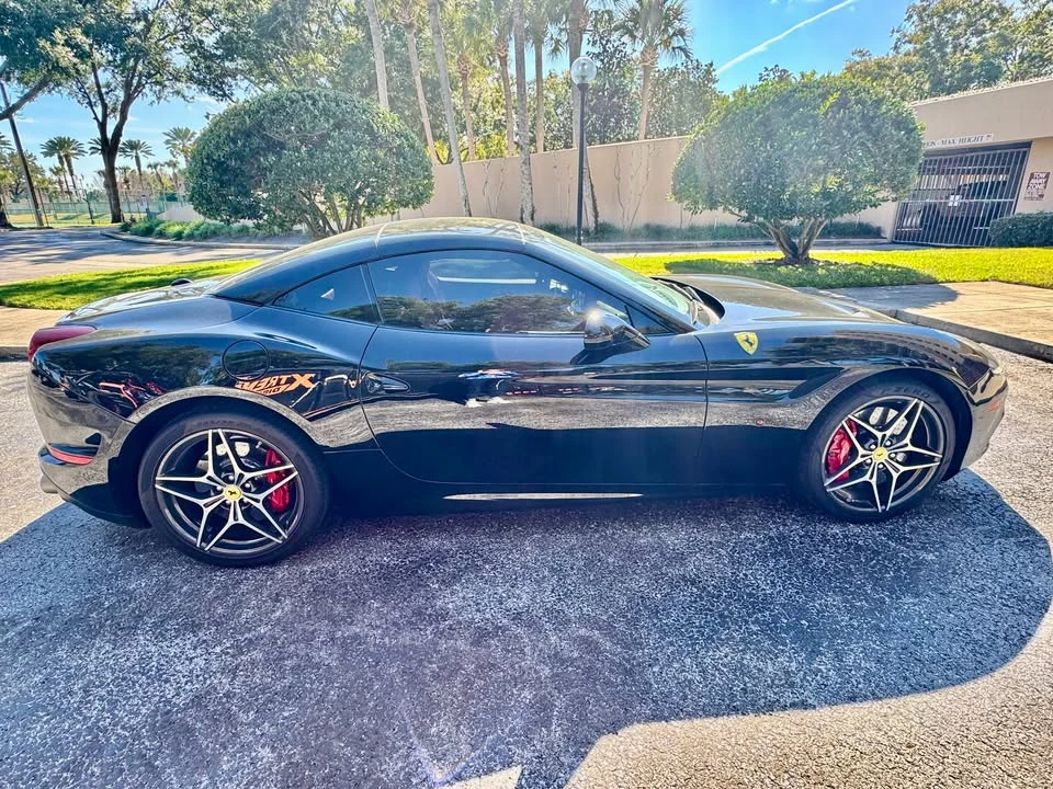 2016 Ferrari California T - Image 5 of 12