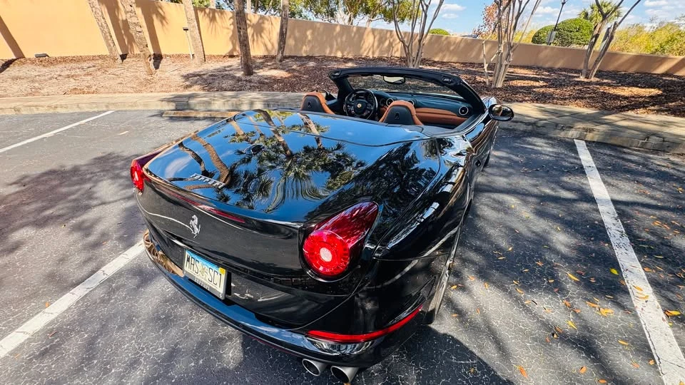 2016 Ferrari California T - Image 3 of 12