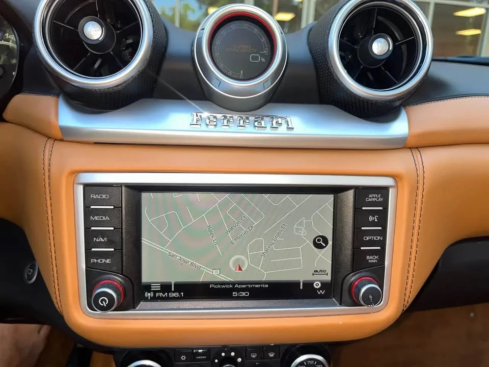 2016 Ferrari California T - Image 14 of 20