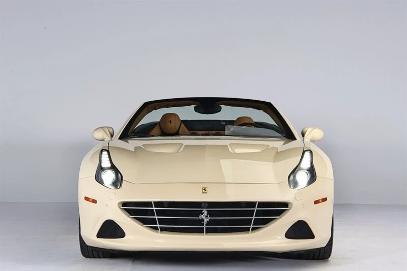 2016 Ferrari California T - Image 3 of 21