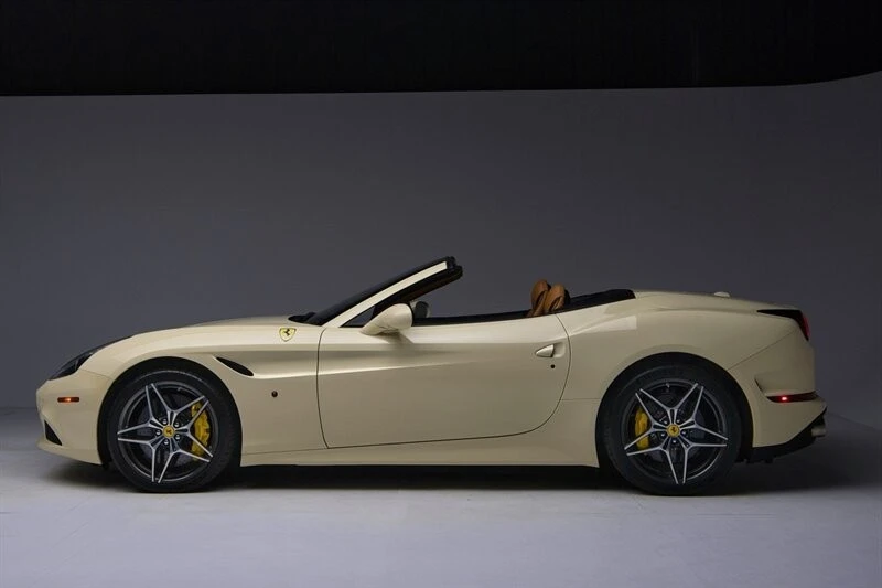 2016 Ferrari California T - Image 5 of 21