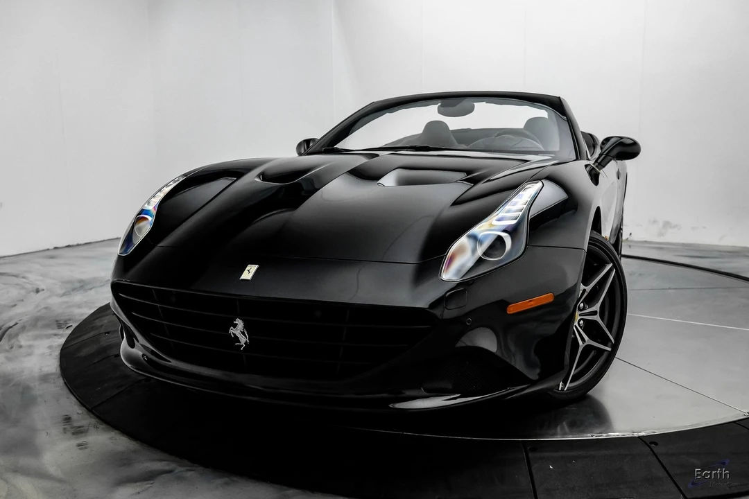2016 Ferrari California T - Image 4 of 12