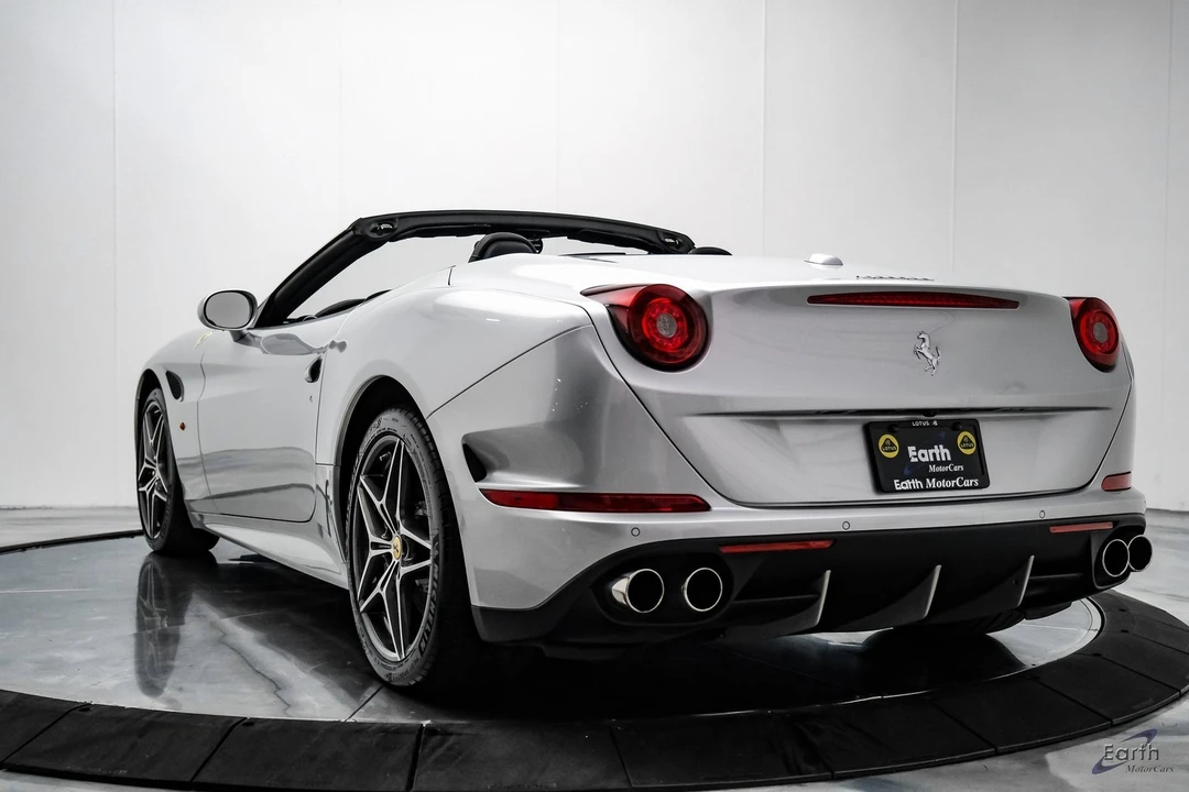 2016 Ferrari California T - Image 15 of 21