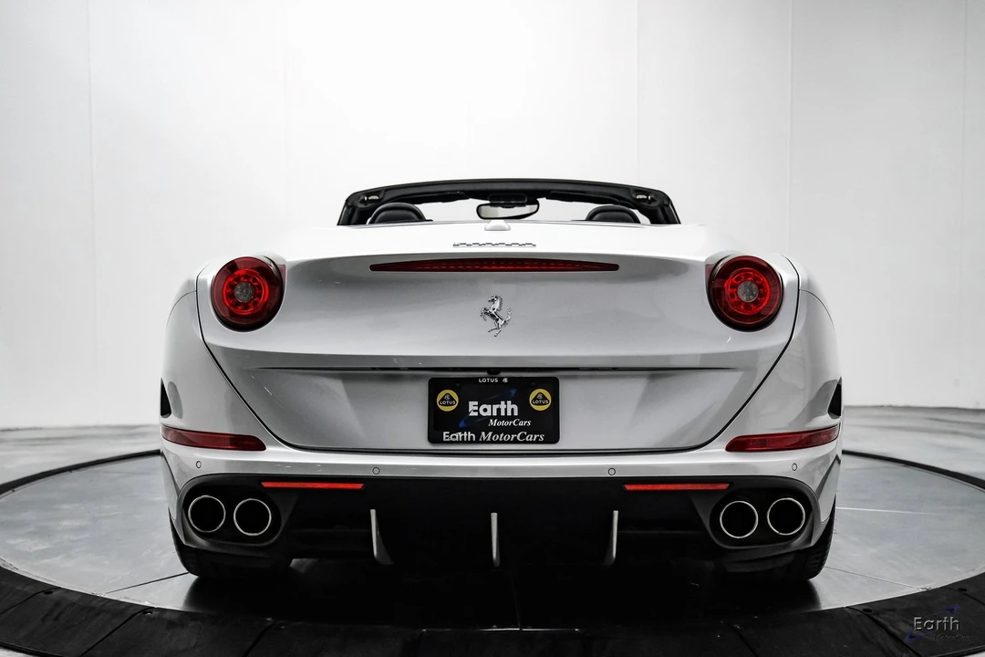 2016 Ferrari California T - Image 16 of 21