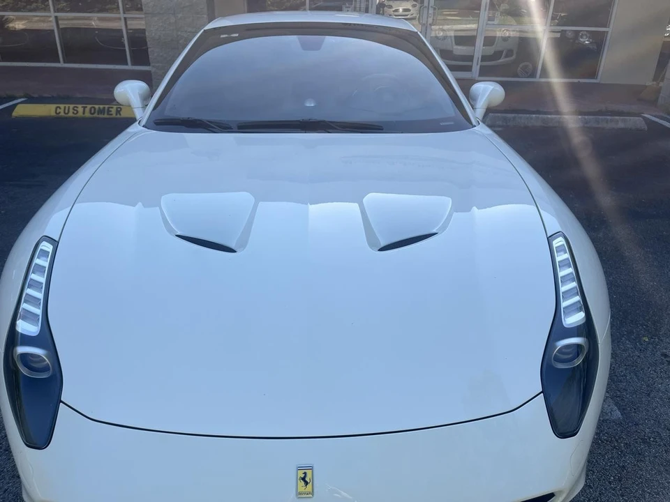 2016 Ferrari California T - Image 29 of 31