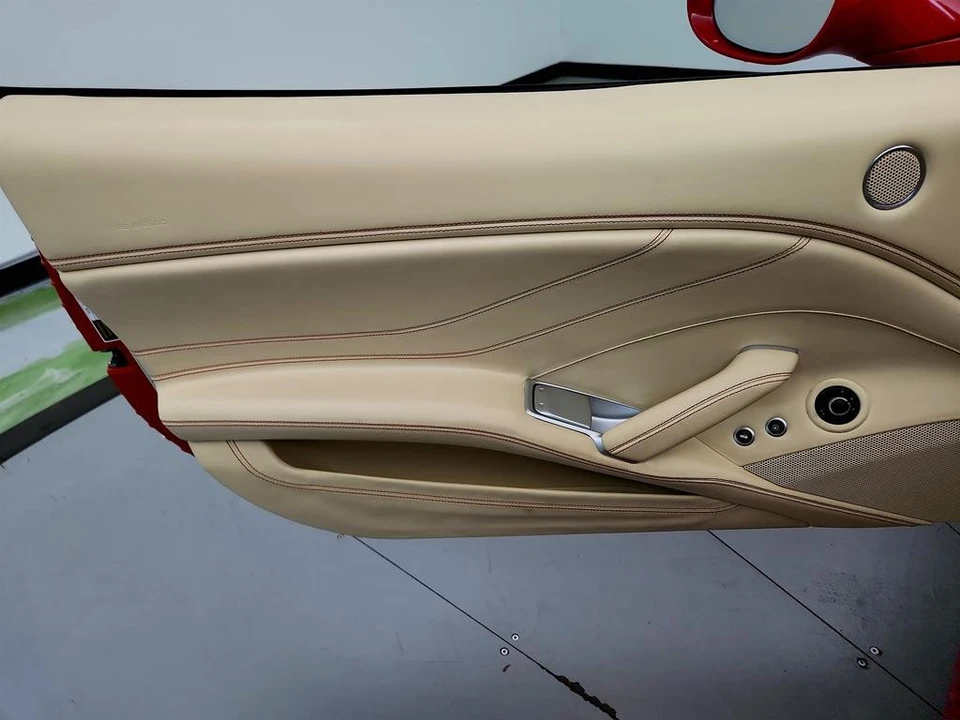 2016 Ferrari California T - Image 21 of 31