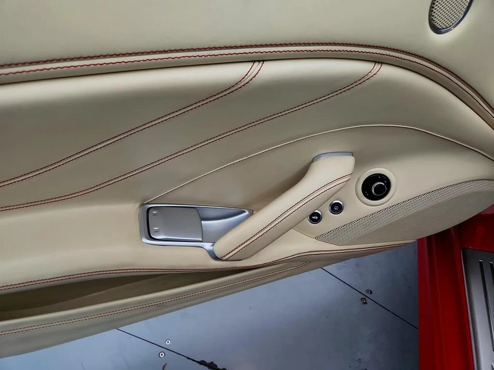 2016 Ferrari California T - Image 20 of 31