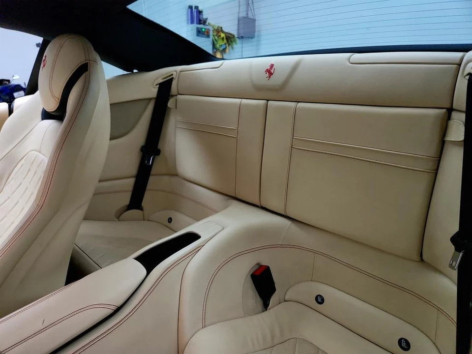 2016 Ferrari California T - Image 22 of 31