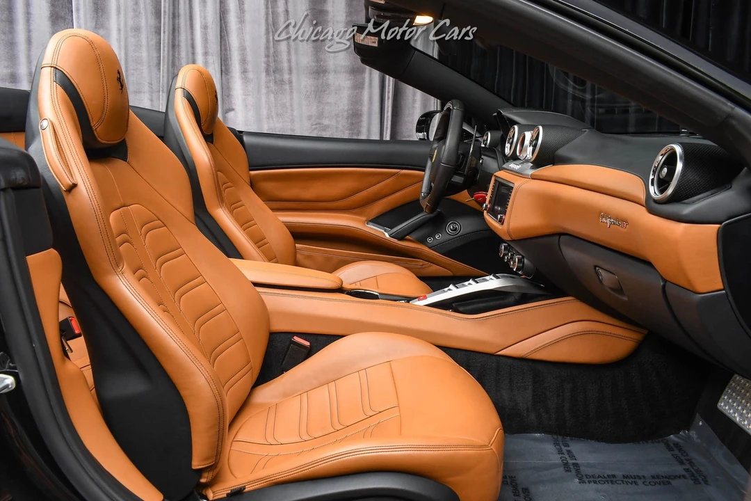 2016 Ferrari California T - Image 26 of 31