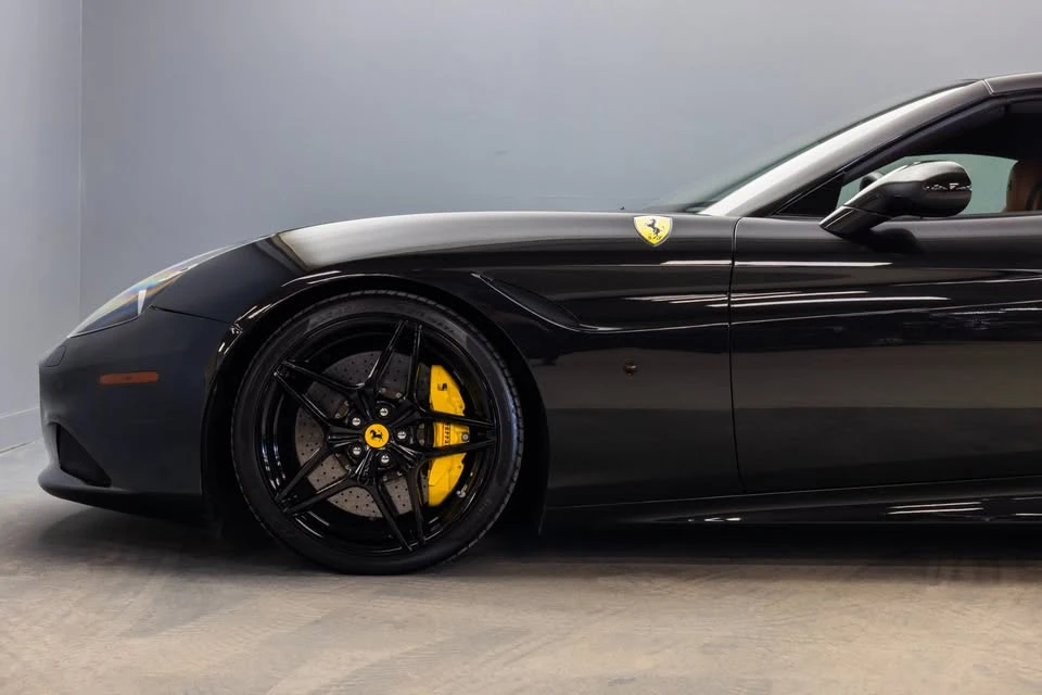 2016 Ferrari California T - Image 4 of 19
