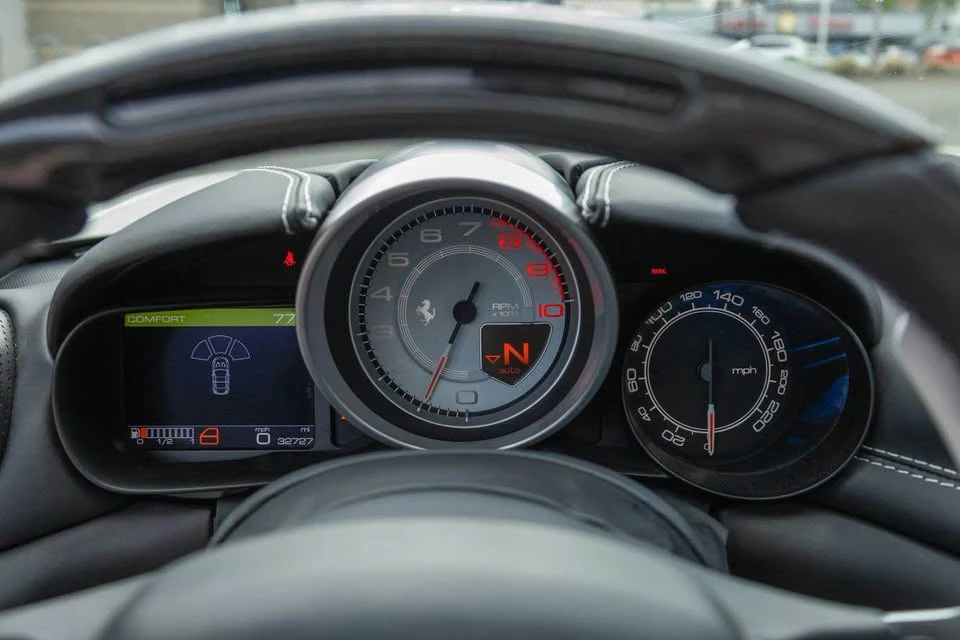 2016 Ferrari California T - Image 11 of 18
