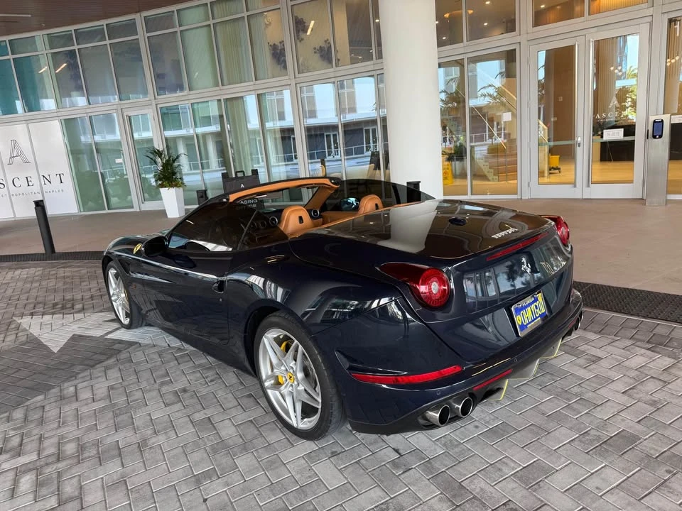 2016 Ferrari California T - Image 12 of 20