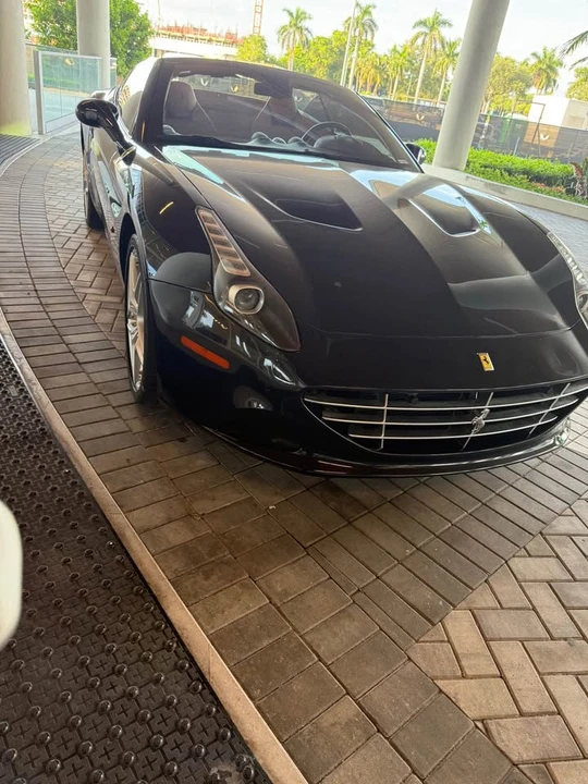 2016 Ferrari California T - Image 3 of 20