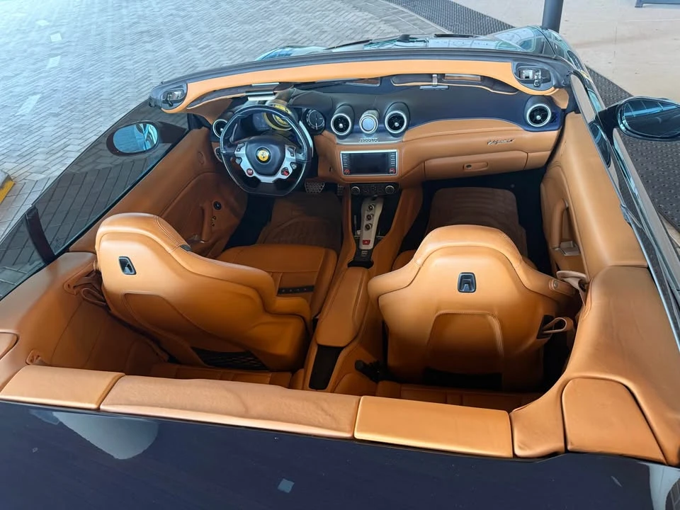 2016 Ferrari California T - Image 15 of 20