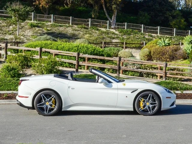 2016 Ferrari California T - Image 7 of 21