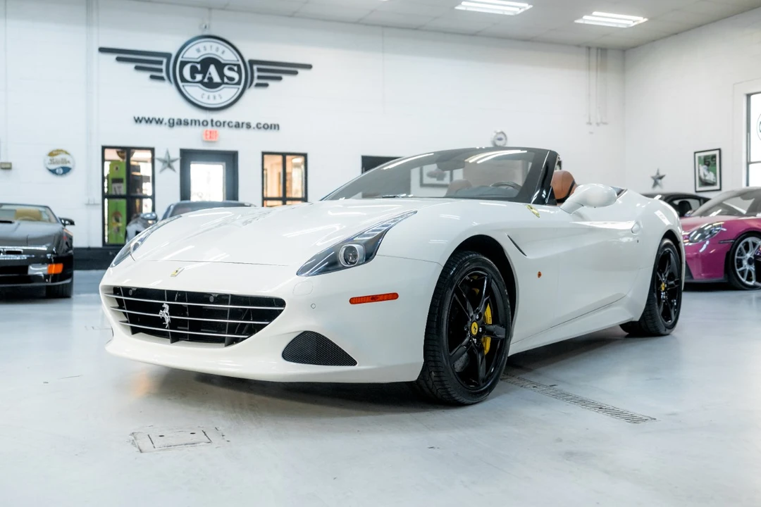 2016 Ferrari California T - Image 4 of 12