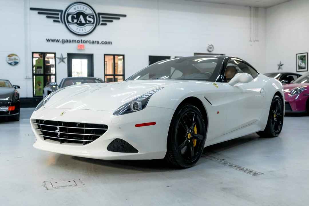 2016 Ferrari California T - Image 12 of 12