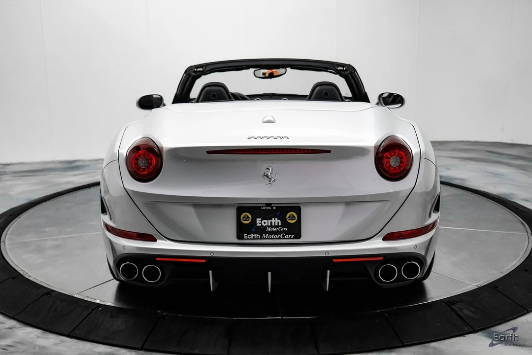 2016 Ferrari California T - Image 17 of 21