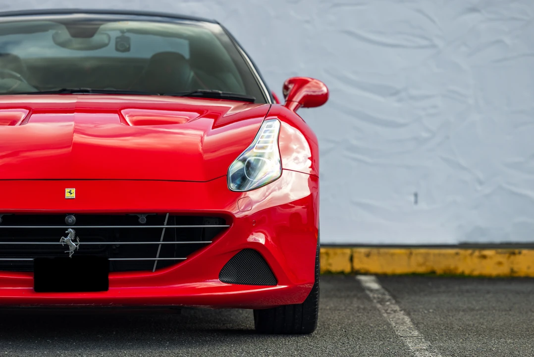 2016 Ferrari California T - Image 26 of 31