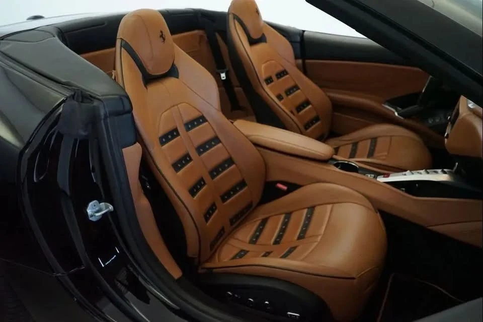 2016 Ferrari California T - Image 9 of 20