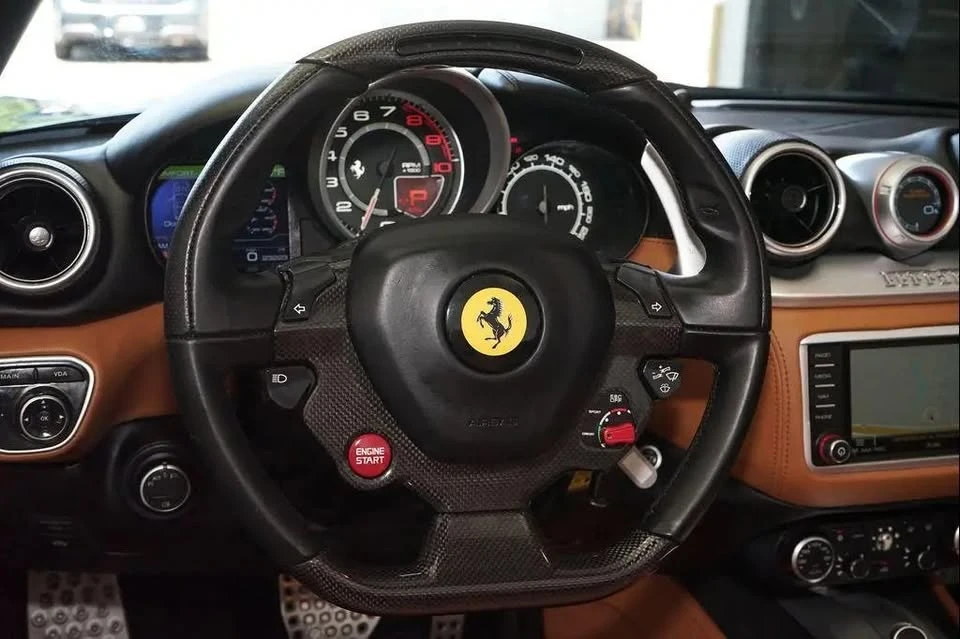 2016 Ferrari California T - Image 11 of 20