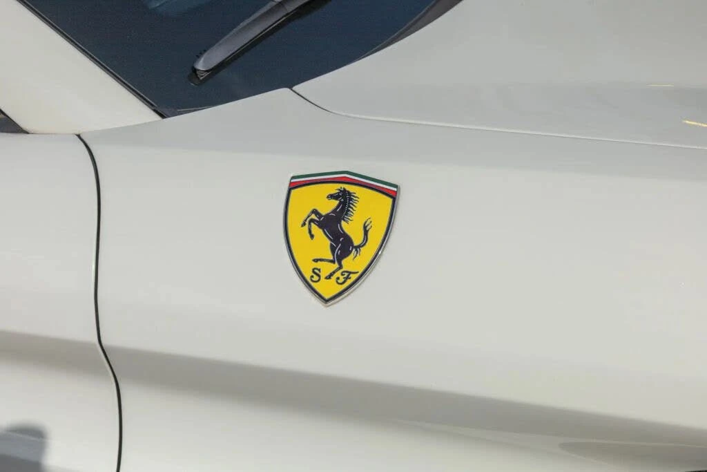 2016 Ferrari California T - Image 24 of 31