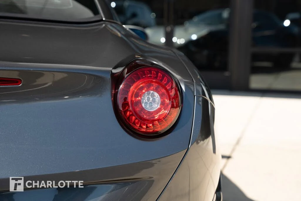 2016 Ferrari California T - Image 17 of 31