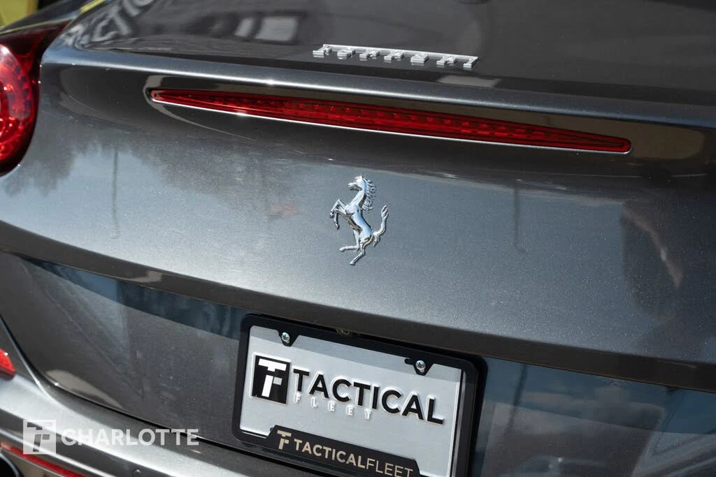 2016 Ferrari California T - Image 16 of 31