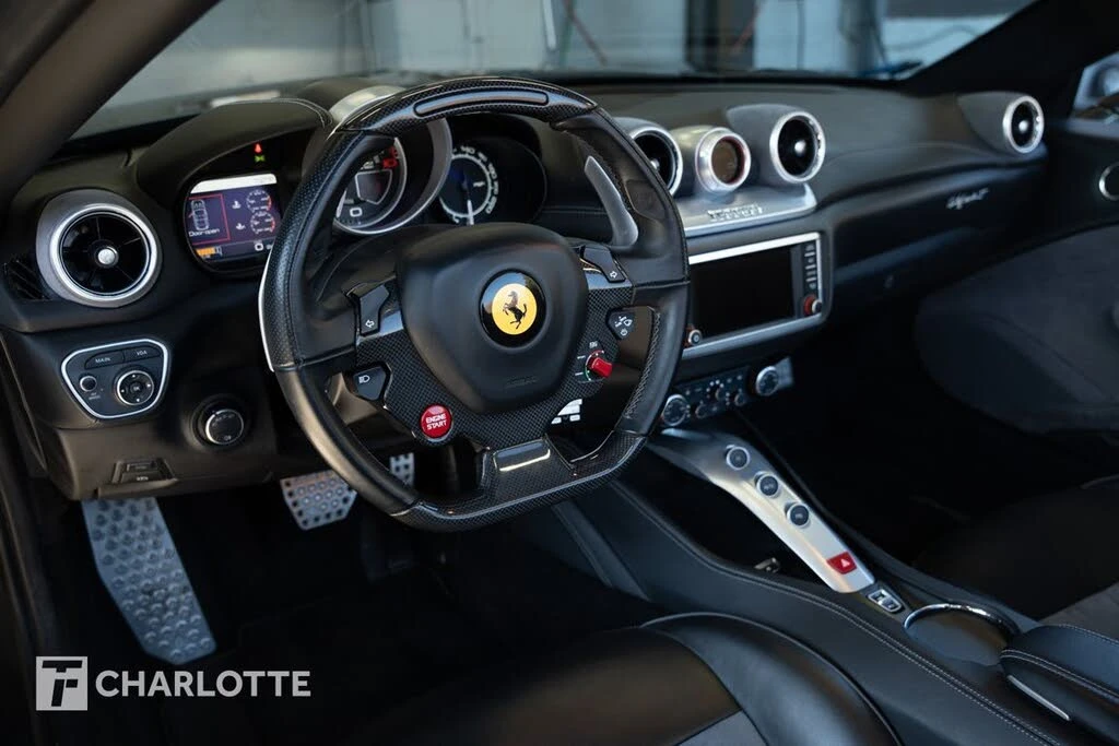 2016 Ferrari California T - Image 22 of 31