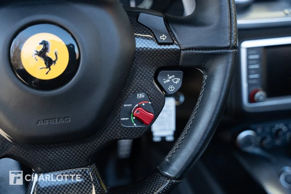 2016 Ferrari California T - Image 24 of 31