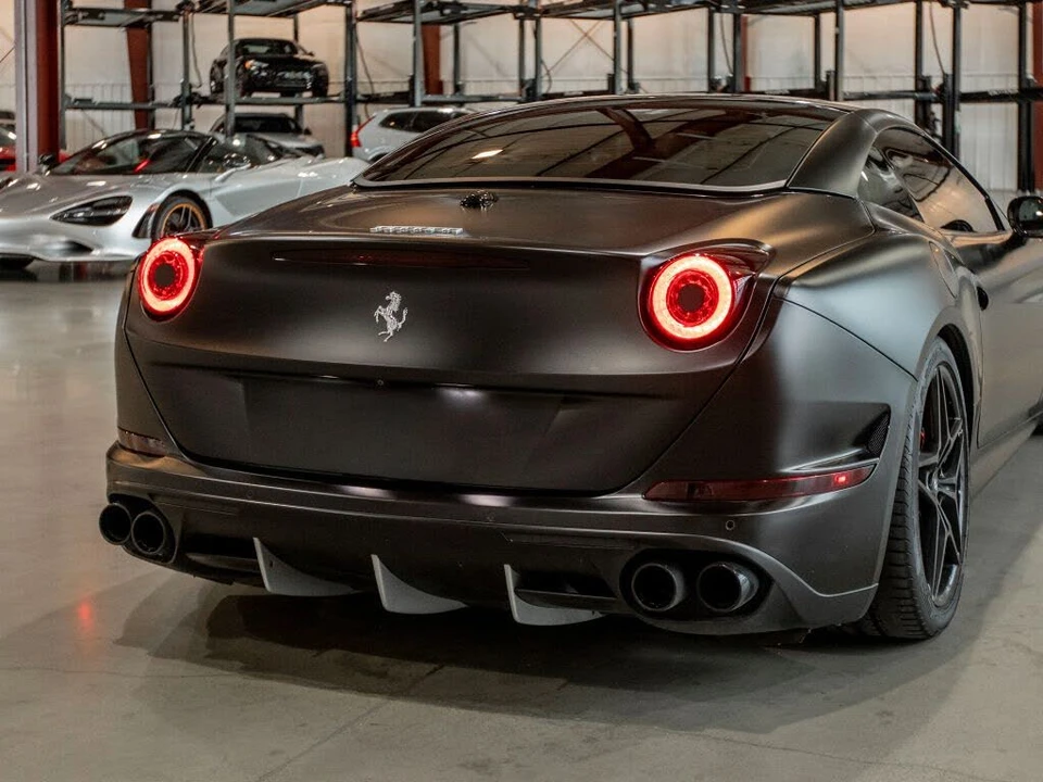 2016 Ferrari California T - Image 9 of 31