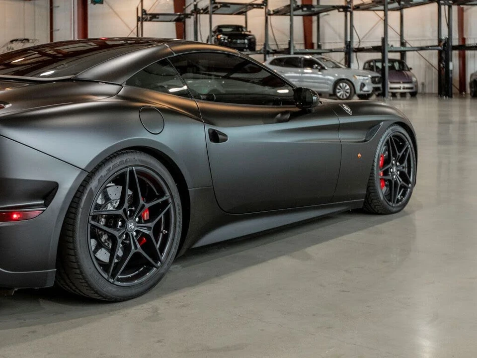 2016 Ferrari California T - Image 10 of 31