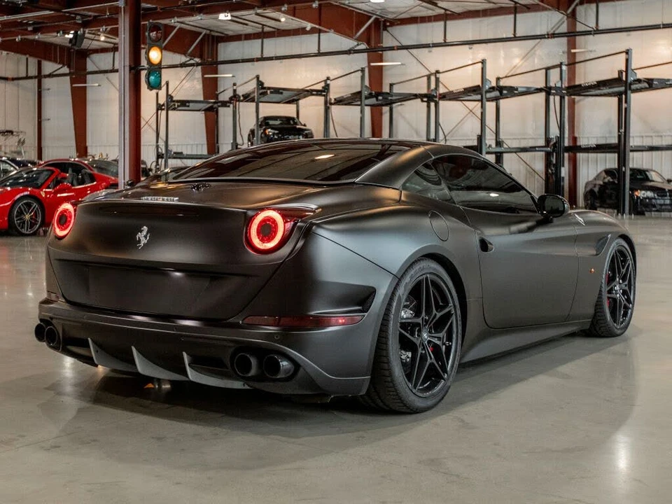 2016 Ferrari California T - Image 8 of 31