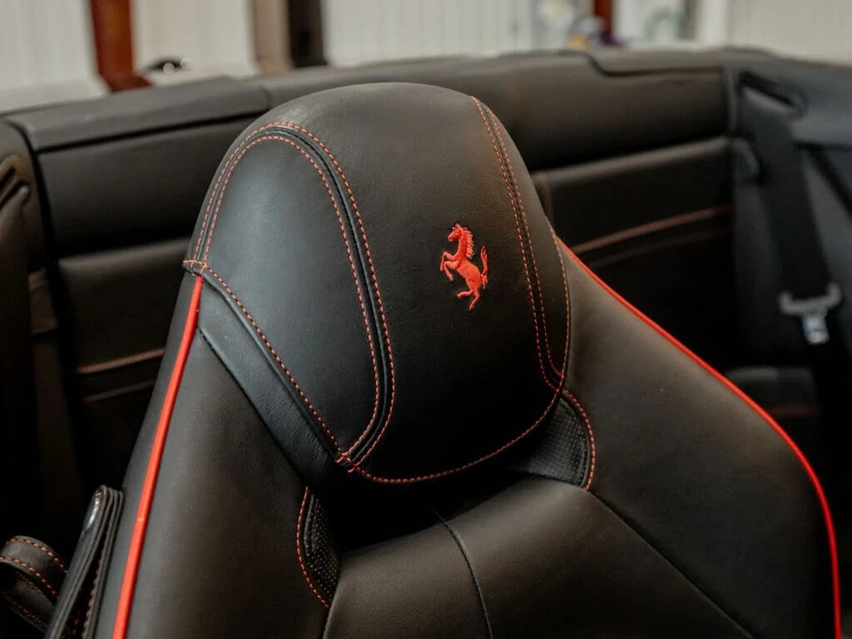 2016 Ferrari California T - Image 25 of 31