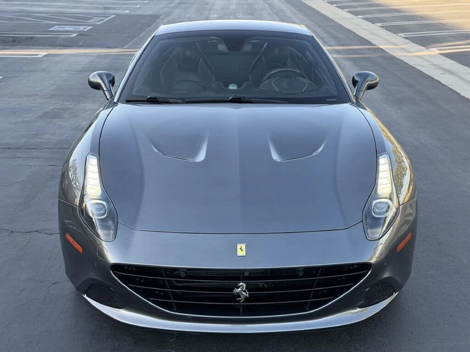 2016 Ferrari California T - Image 4 of 31