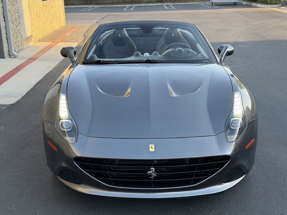 2016 Ferrari California T - Image 14 of 31