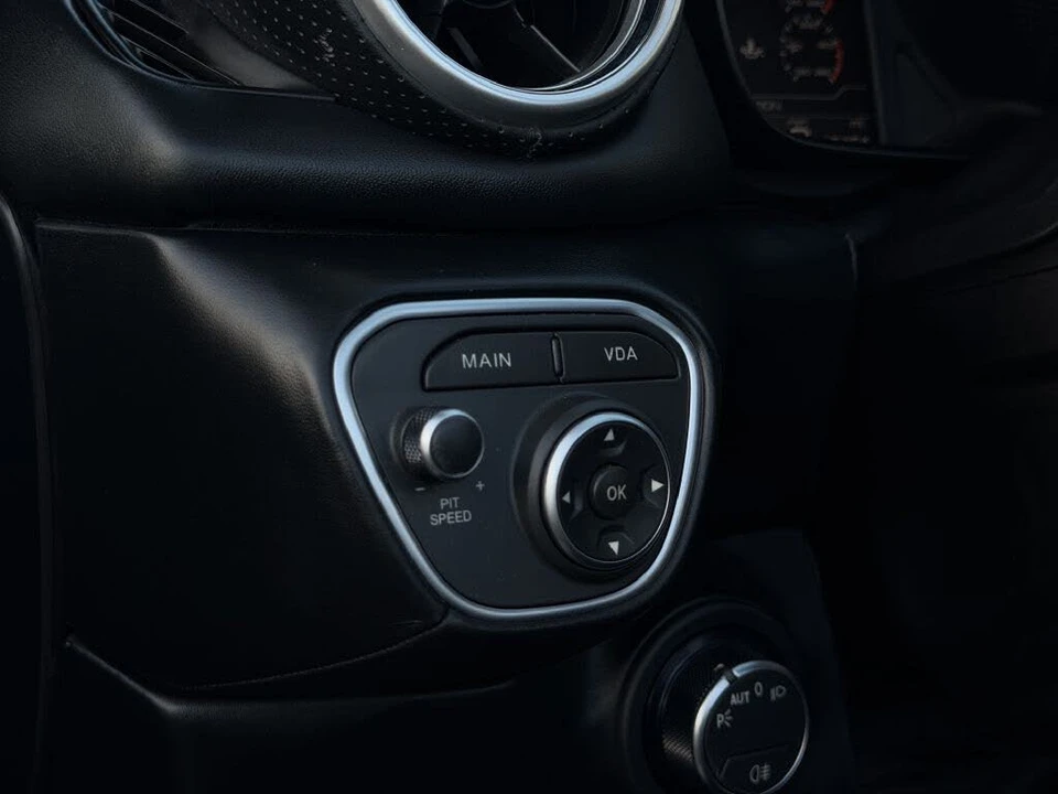 2016 Ferrari California T - Image 27 of 31